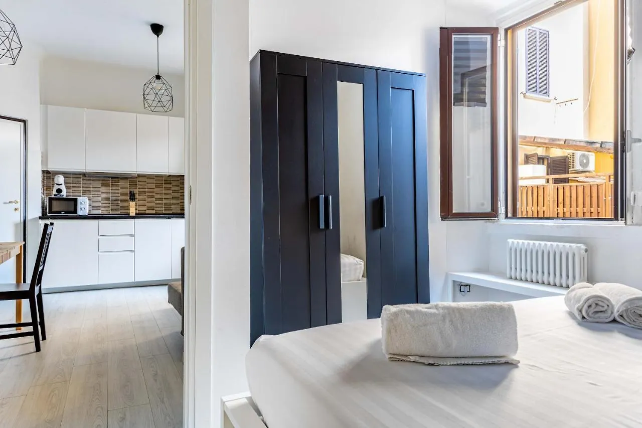 米兰Joivy Cosy 1-Bed Flat In Navigli公寓